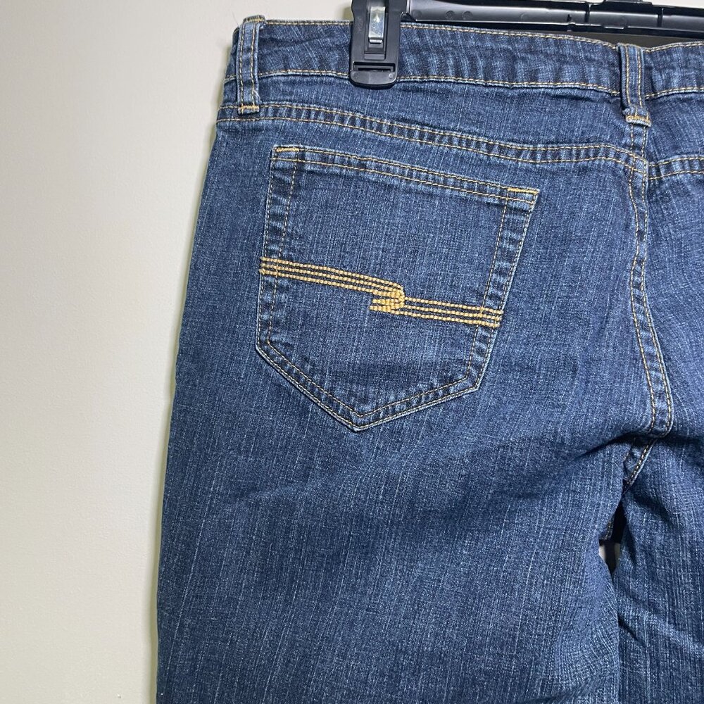Junior Girls Arizona 'Favorite Flare' Size 17 Short Jeans - Picture 9 of 12